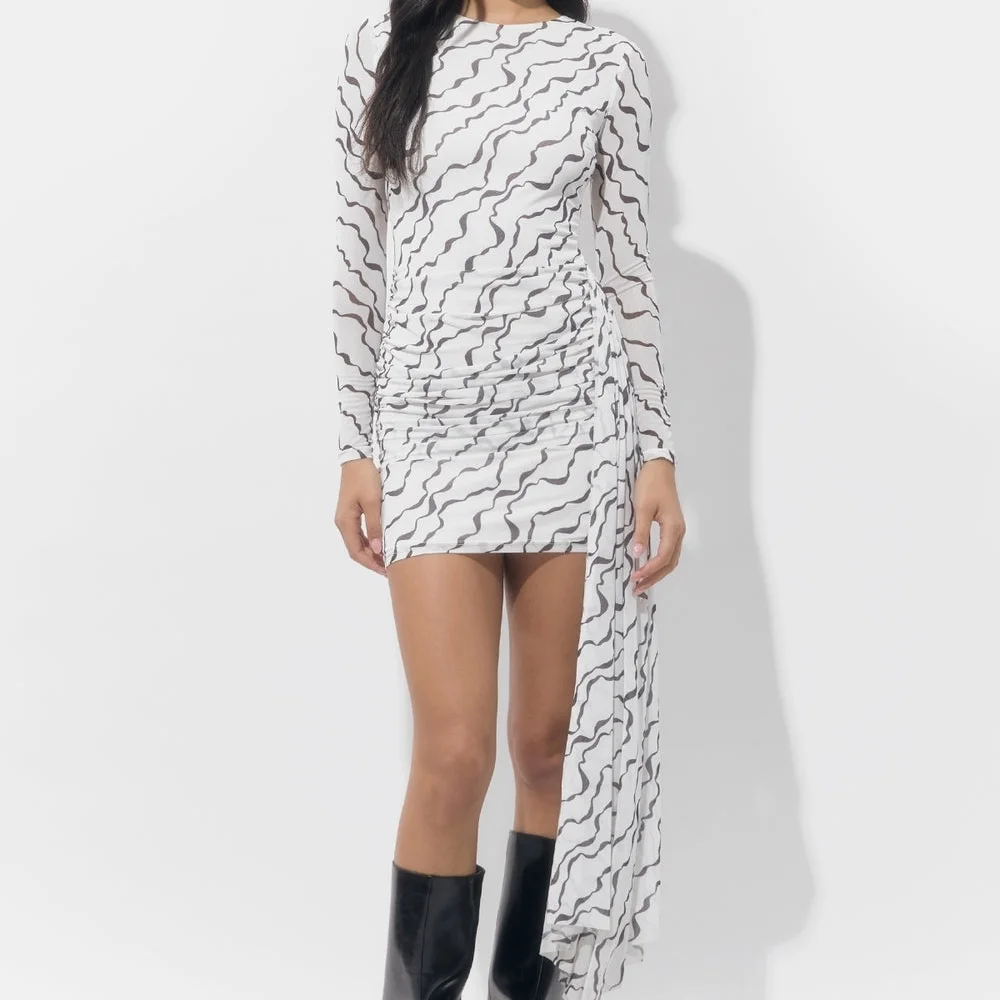 Adelyn Rae Long-Sleeve White Mini Dress with Black Wave Print - Picture 5 of 6